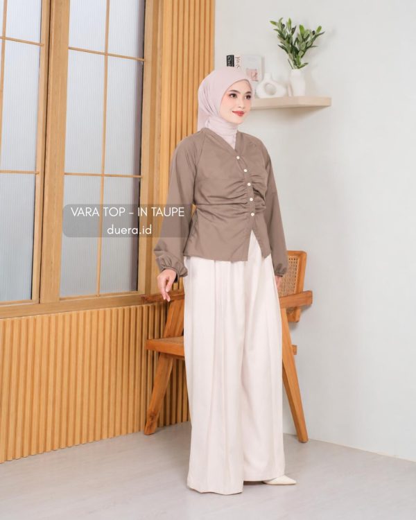 Vara Top - Blouse V-Neck Ruched – foto 7